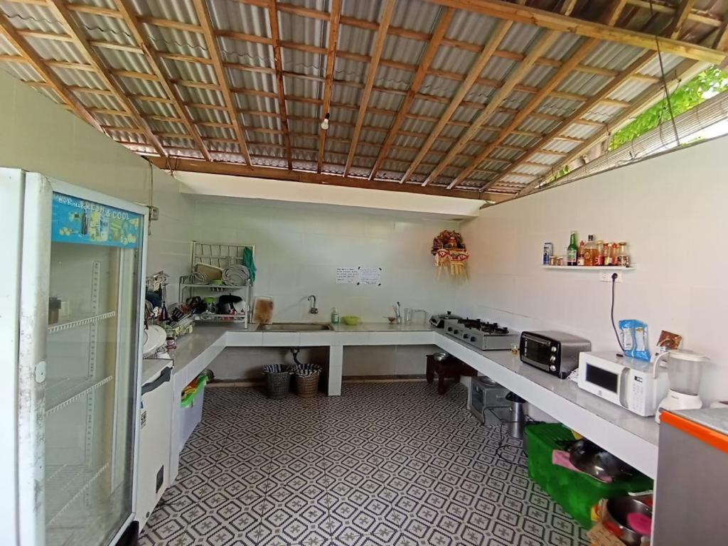 Asung Guesthouse Canggu Extérieur photo
