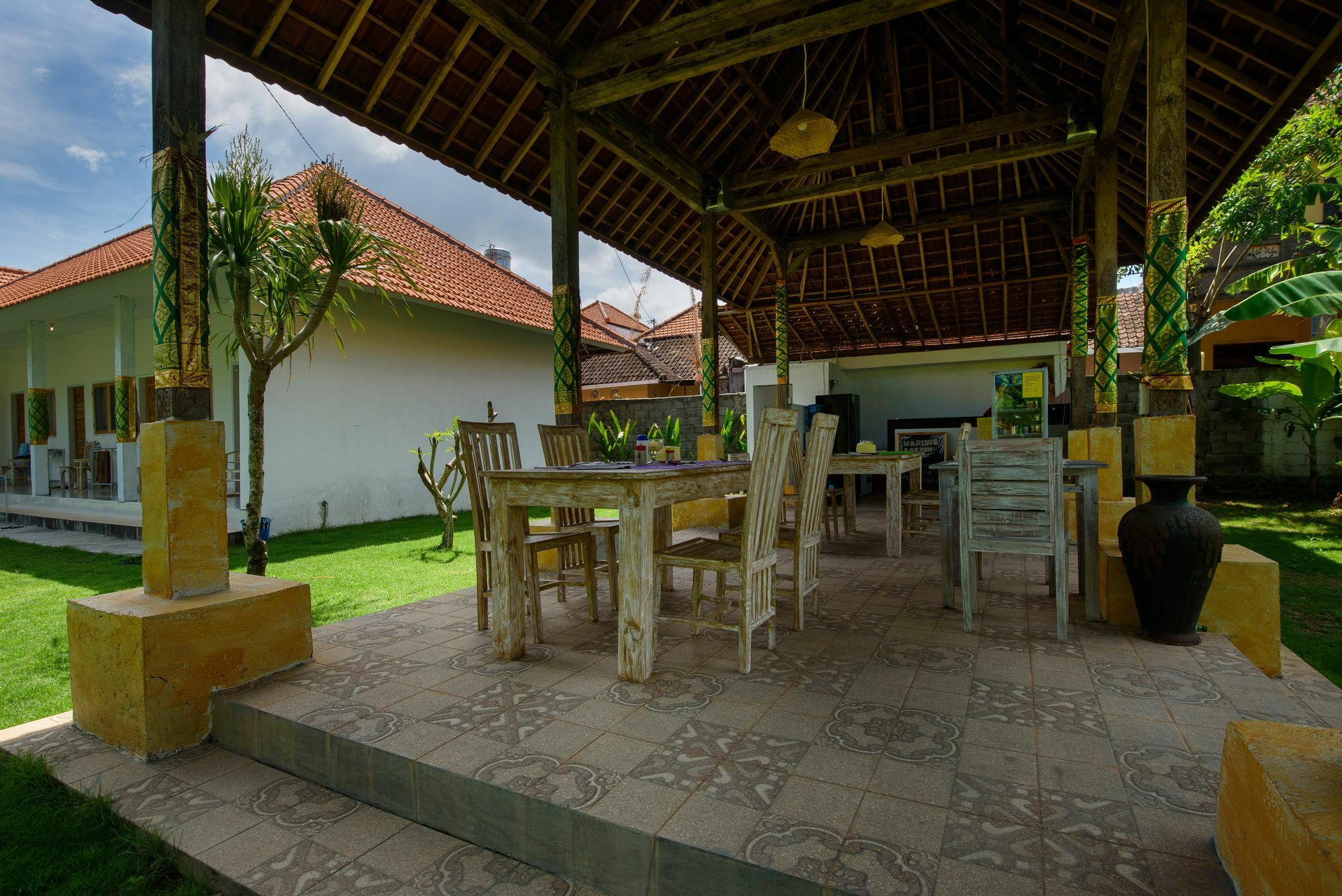 Asung Guesthouse Canggu Extérieur photo