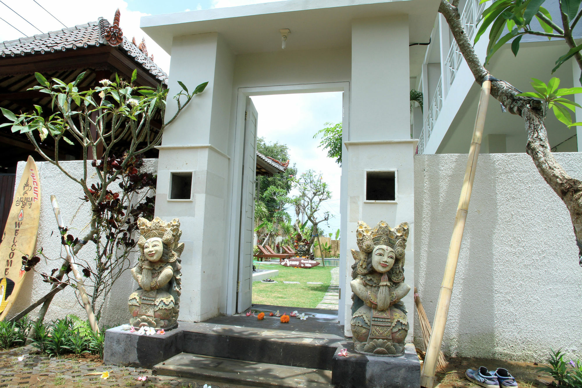 Asung Guesthouse Canggu Extérieur photo
